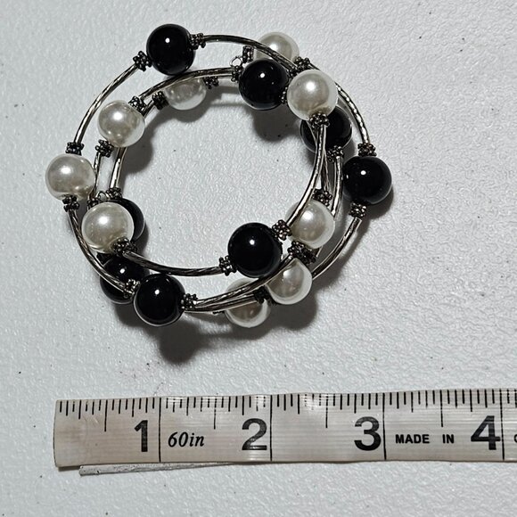 Elegant Black White Faux Pearl Memory Wire Stacked Coil Bracelet Fashion Jewelry - Picture 4 of 4